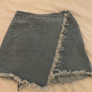 Crossover mini skirt